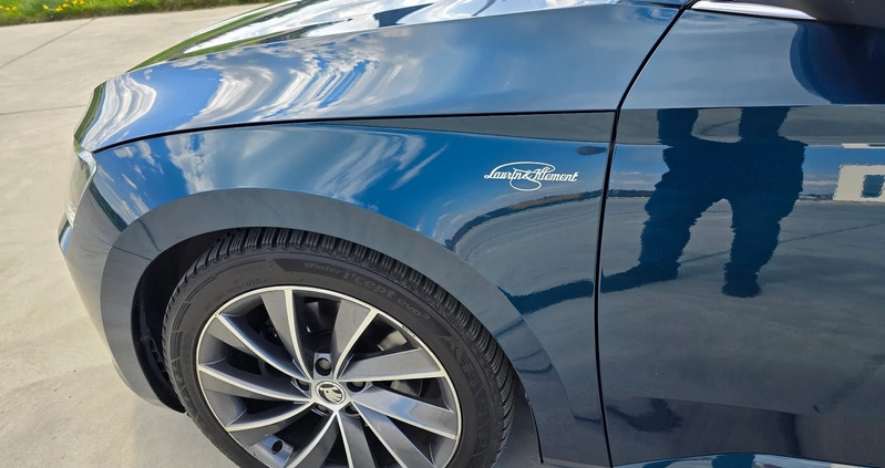 Skoda Superb cena 72900 przebieg: 230550, rok produkcji 2018 z Kępno małe 137